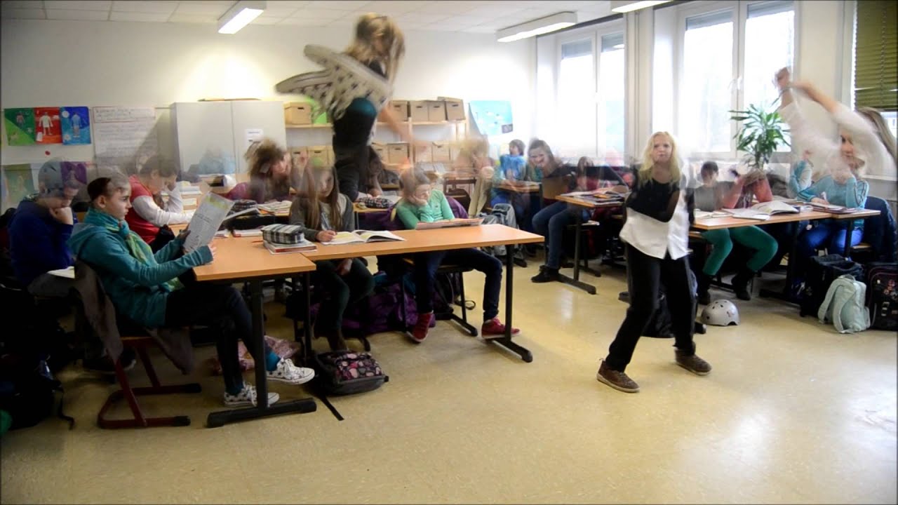 The Harlemshaking Michael Jackson Zombies