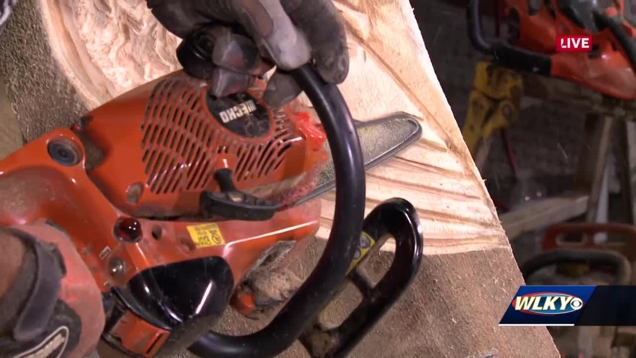 Wood carvers from across the country in French Lick for Bear Hollow