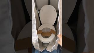 Pontoon Boat Bathroom~ #boat #solutions #pontoonboat #boattrip #boataccessories