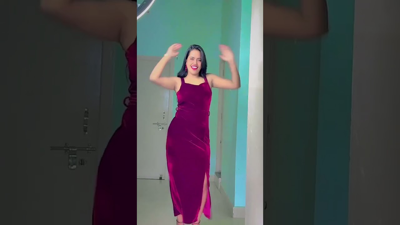 “Ee video me har step me ek alag hi spark ba 💃💫 Perfect for viral shorts!”