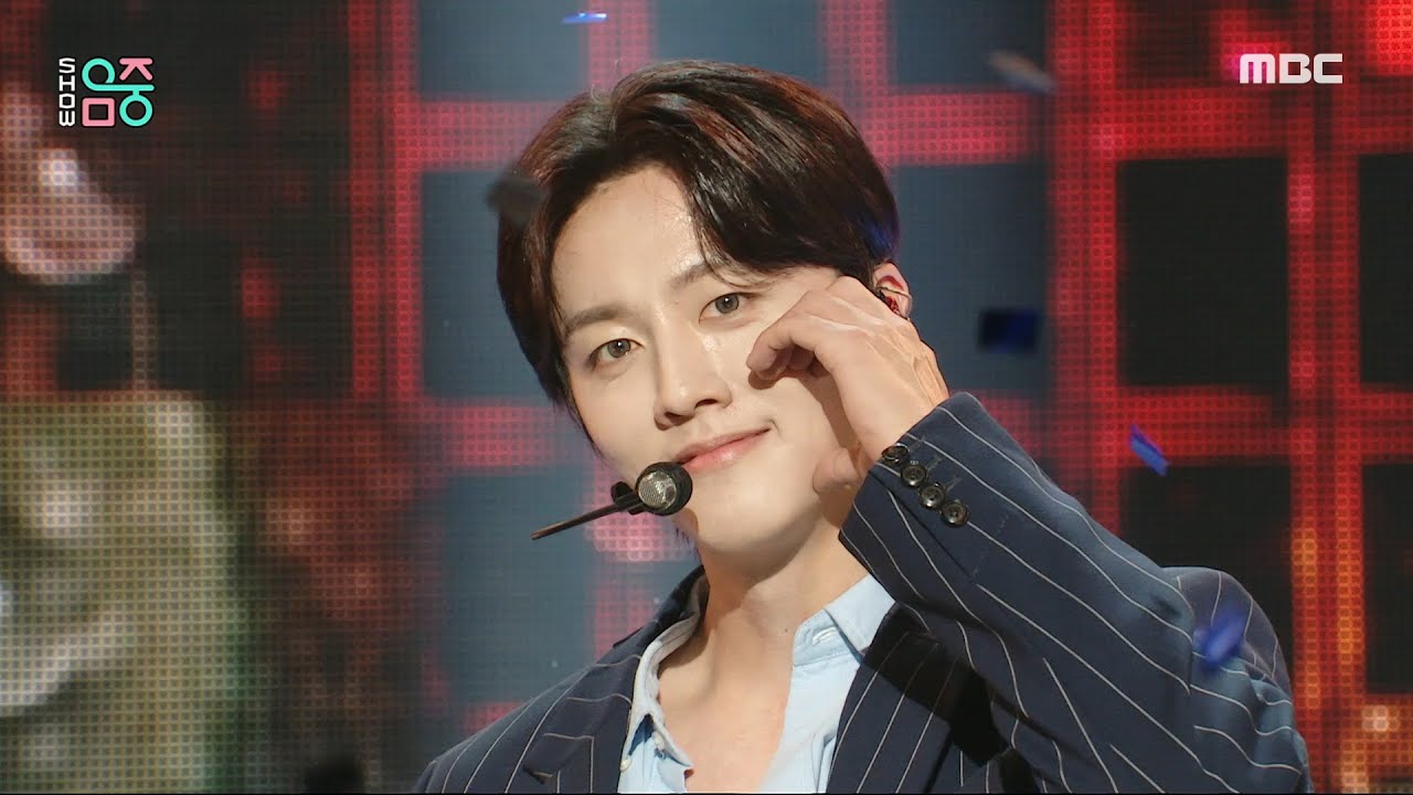 SF9 (에스에프나인) - BIBORA | Show! MusicCore | MBC240113방송