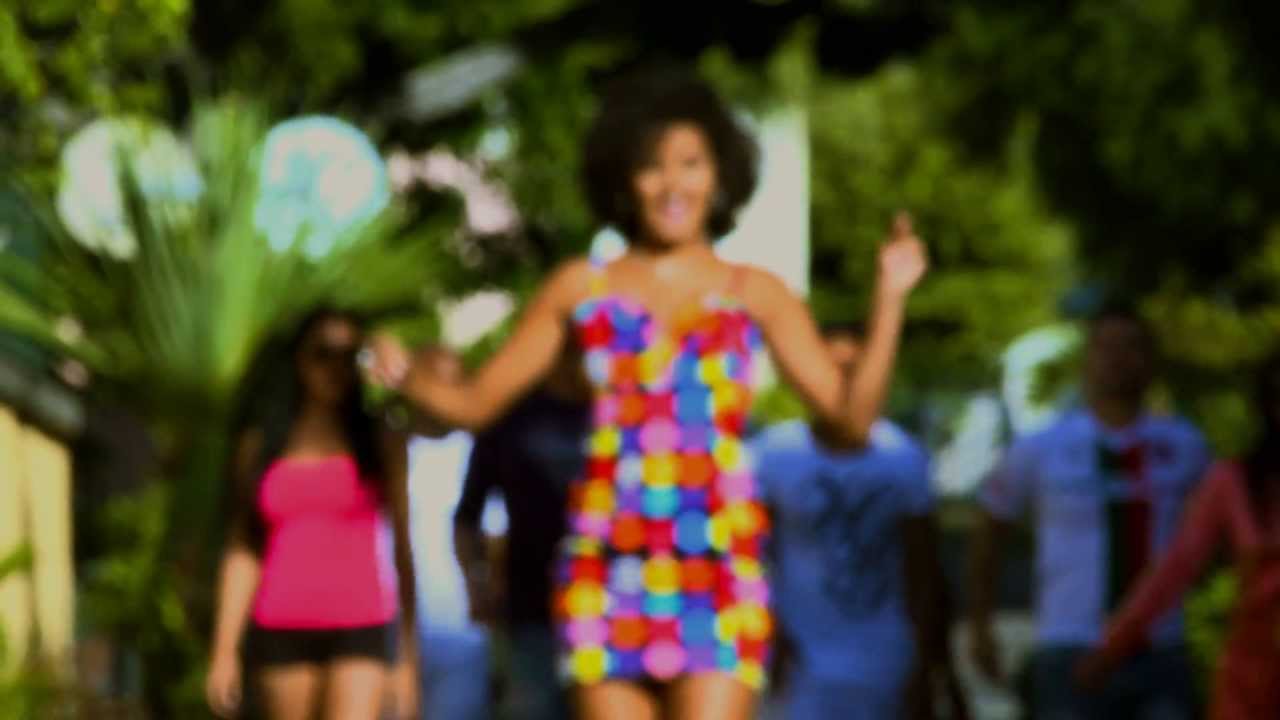 Collectif Métissé-MARIANA le SOLEIL de l'été 2013