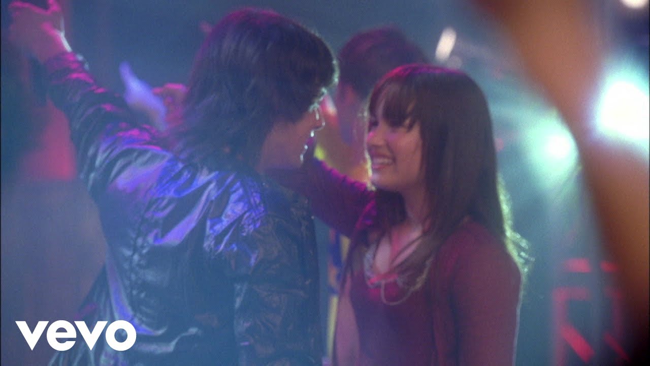 Camp rock 動画