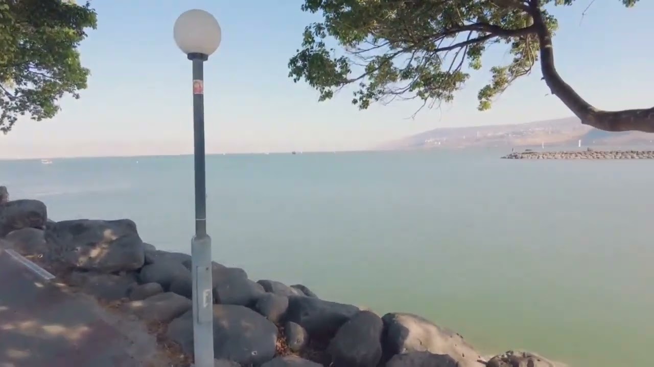 Materi Yesus Meredakan Angin Ribut