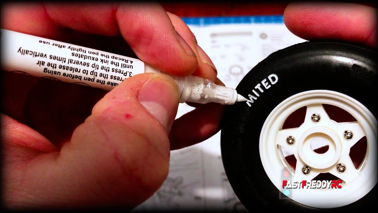 Tamiya Grasshopper - Beginner Build Series - Part 8 - Front Coil Springs & Front Wheels