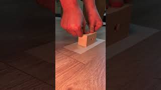 Как Убрать Стык На Ламинате И Склеить Чем Его