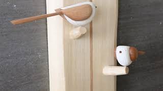 旭川クラフト Craft So クラフト蒼 尾を振る小鳥の掛時計 国産クラフト