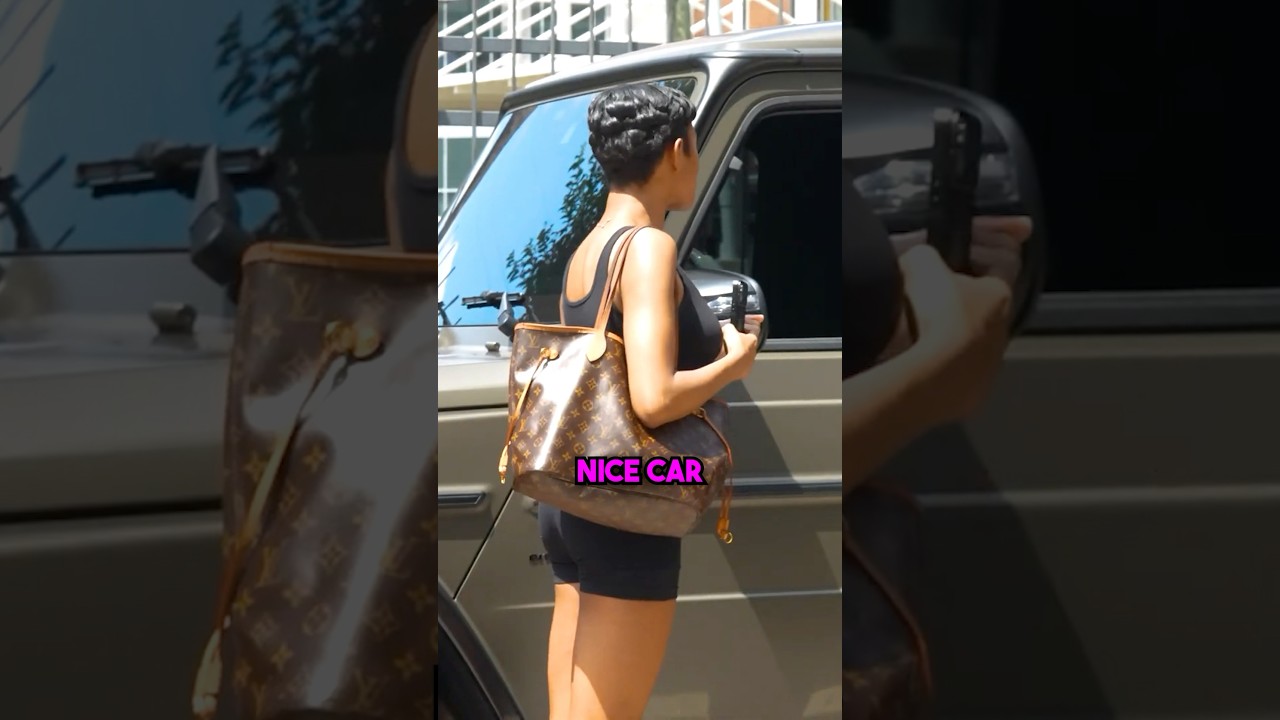 She's 100% A Gold Digger #nyyearprice #golddiggerprank #shorts