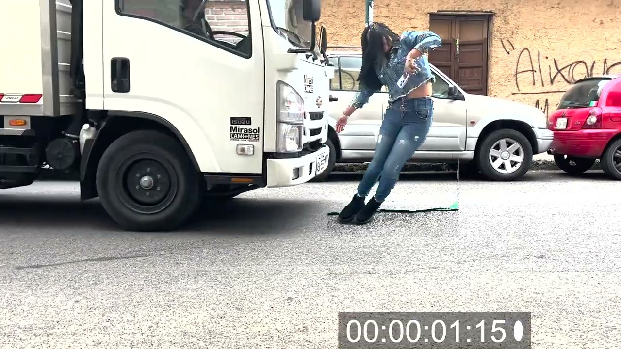 EL ÚLTIMO MINUTO.  CROMA_NIVICELA, VASCONEZ.