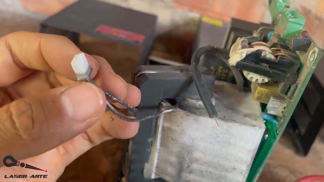 Como cambiar un flyback de mi fuente laser