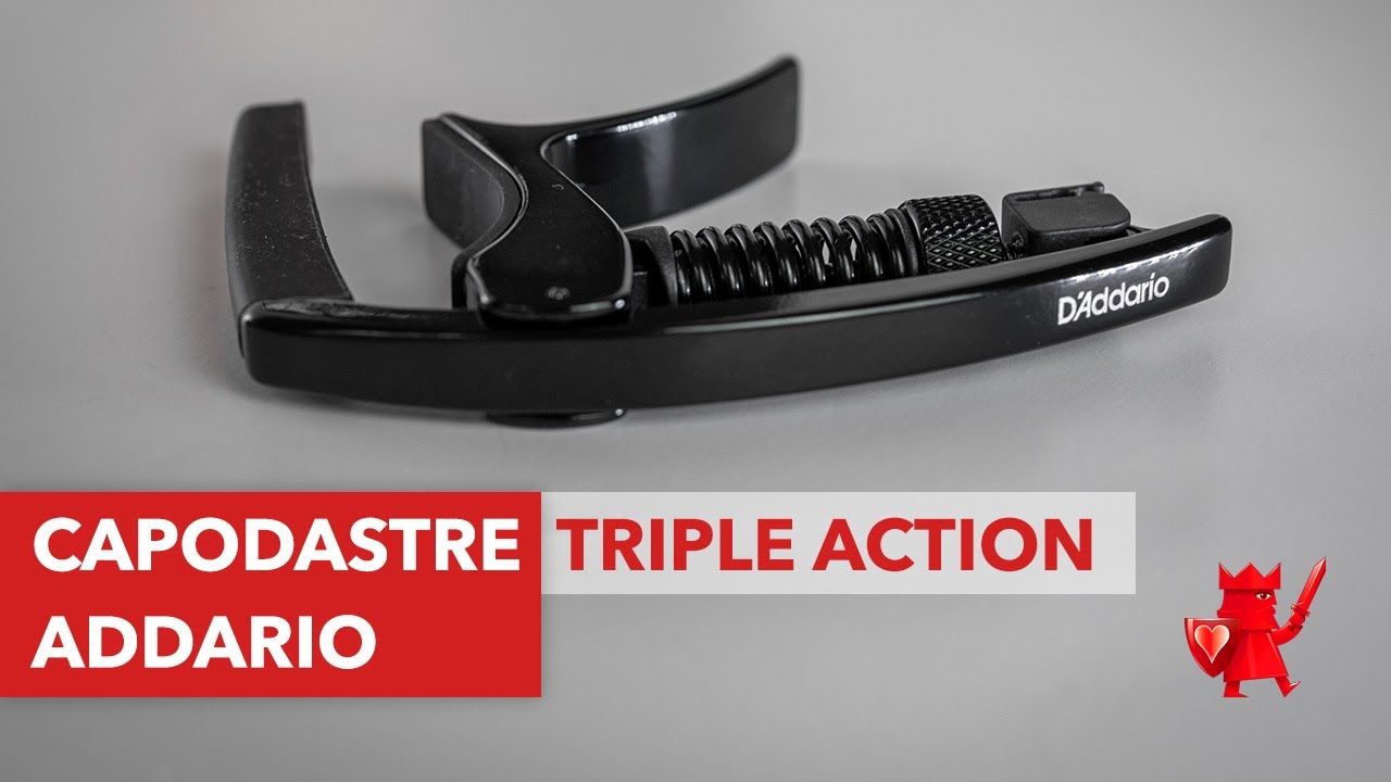 Capodastre tri-action avec porte-médiators intégré