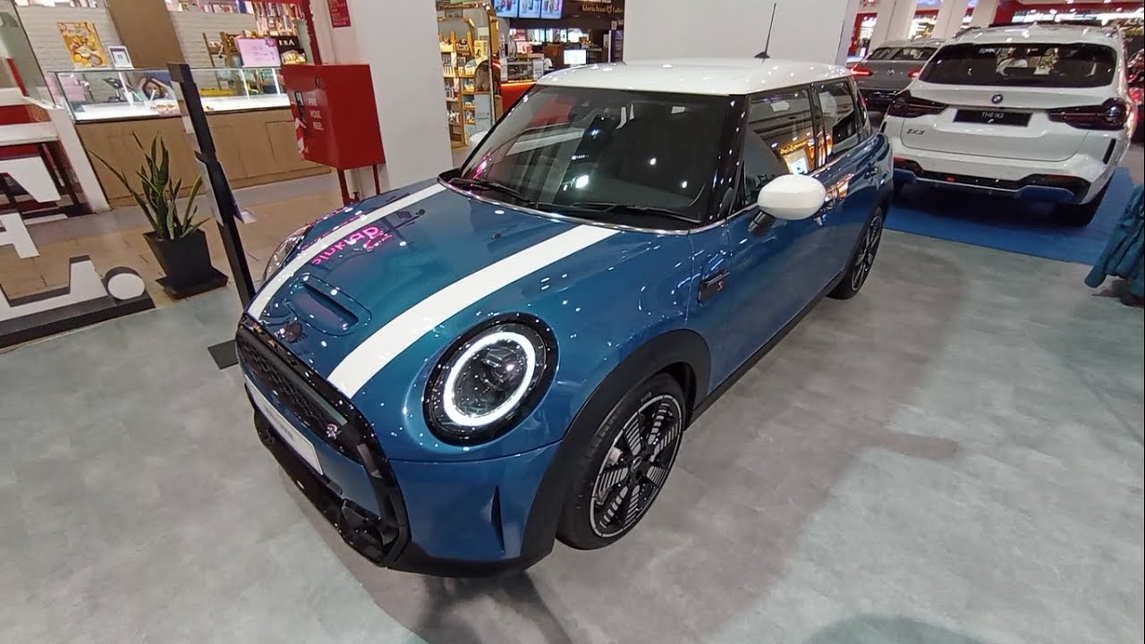 MINI Cooper S 5 Door blue (F55) 2.0T 7AT 2nd LCI walkaround exterior ...