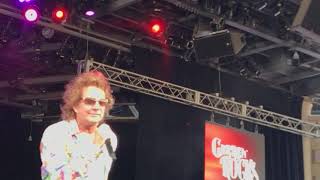 Starship Mickey Thomas Stephanie Calvert Epcot Disneyworld 5/17/19