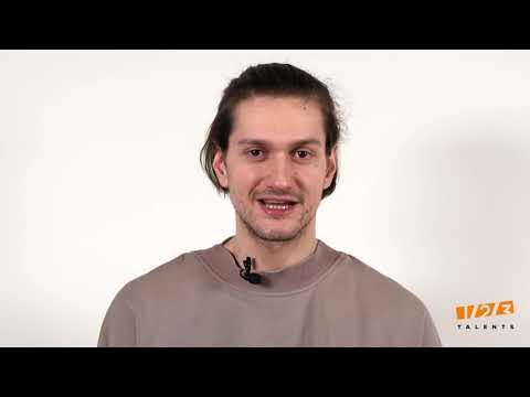 Кастинг моделей в купальниках. Одежда для кастинга. Кастинг натурал глосс палитра. Кастинг директор. Модельное агентство.