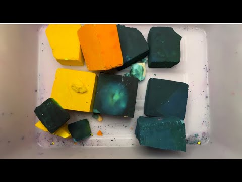 Crispy dyed Prosource gym chalk - YouTube
