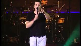 Download Lagu Aco Pejovic - Da si tu - (Live) - (Hala Pionir 2010) Download Lagu Aco Pejovic - Da si tu - (Live) - (Hala Pionir 2010)