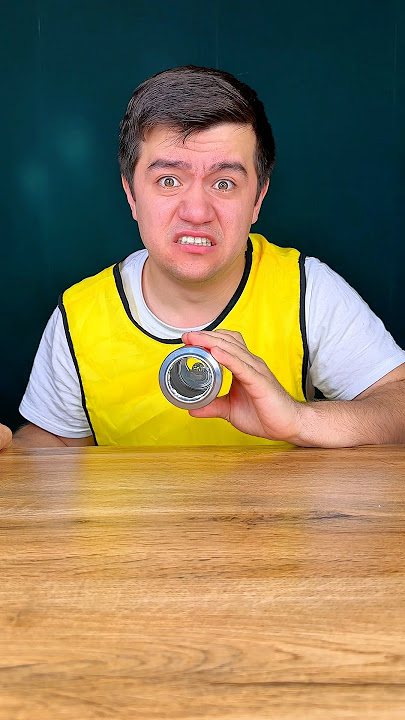 My cola turned out to be empty🥤🪚🔨