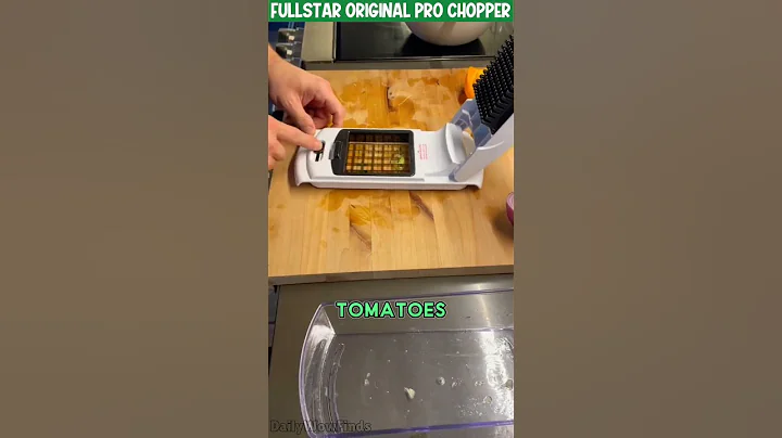 Amazon Kitchen Gadget You Need 🍅 Fullstar Vegetable Chopper Review | Time Saving Kitchen Must Have