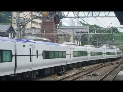 E353系試運転甲府駅発車