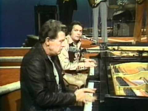 Jerry Lee Lewis & Mickey Gilley - Ferriday Medley (Pop Goes Country)