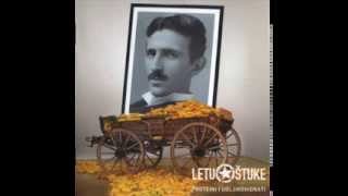 Video thumbnail of "Letu Stuke | Tesla"