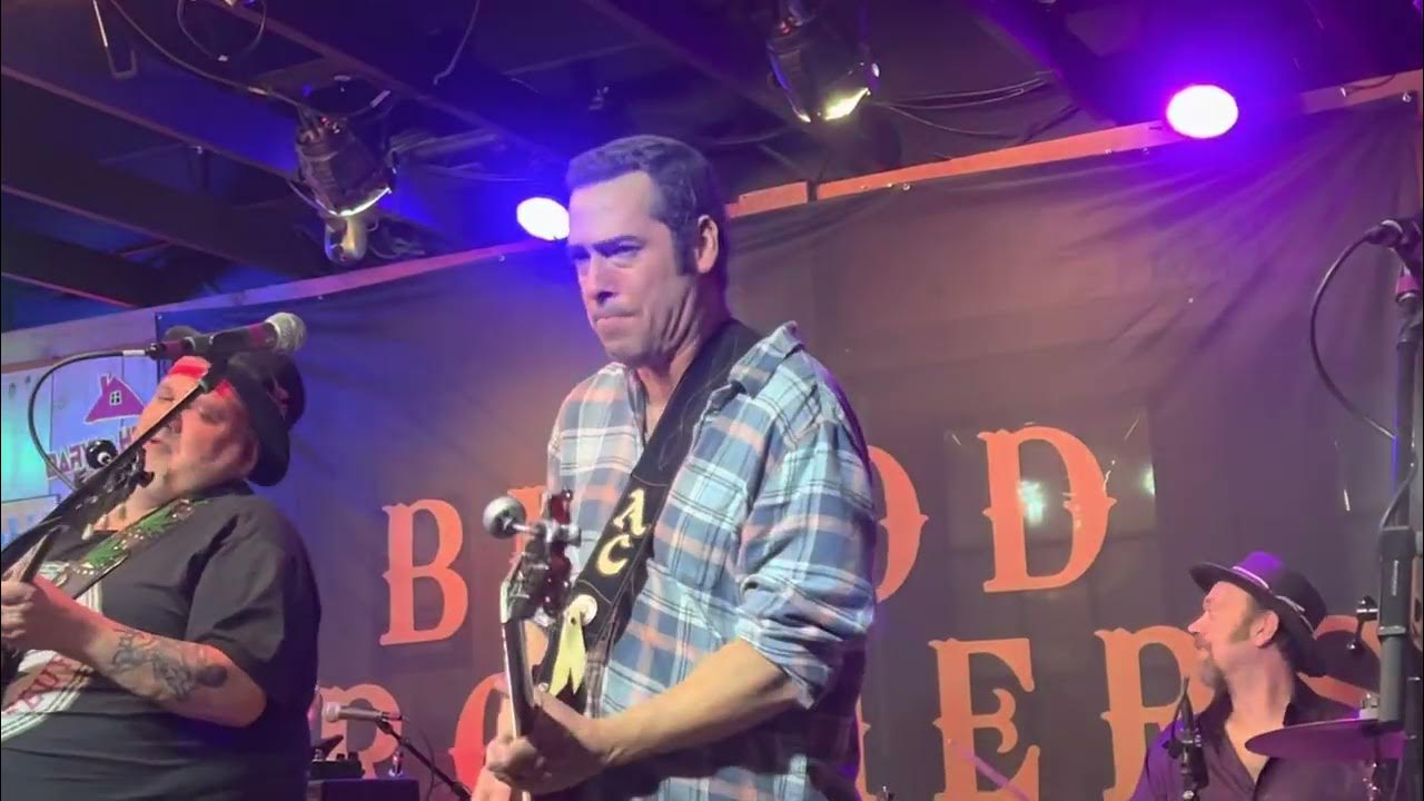 Popa Chubby, Mike Zito & Albert Castiglia. Daryl’s House 4/13/23 Make Blues Not War Popa Chubby, Mike Zito & Albert Castiglia. Daryl’s House 4/13/23 Make Blues Not War