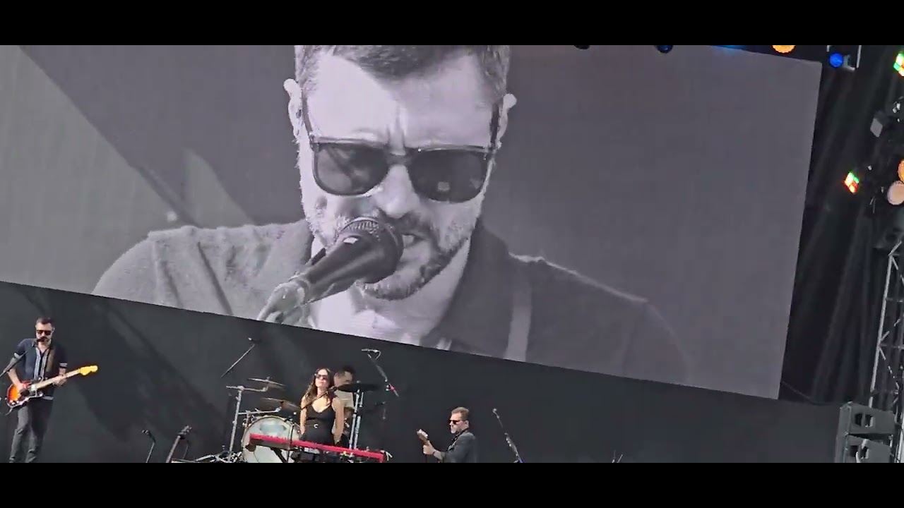 Полный сет группы The Receiving End Of Sirens состоится 19 октября 2025 года.