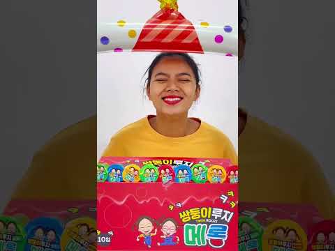 😛쌍둥이루지 메롱젤리 🍭 #jelly #<strong>조안나</strong>#ZOANA #twinroozi #SHORTS #mukbang #asmr #세븐일레븐 #메롱젤리 #쌍둥이루지메롱젤리