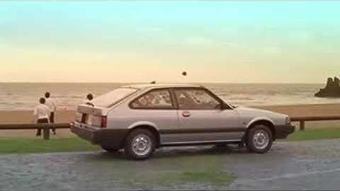 Metronomy - Heartbreaker (Official Video)