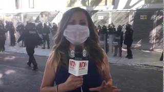 Policías de la Secretaría de Seguridad Ciudadana hacen barricada en la calle Gutenberg