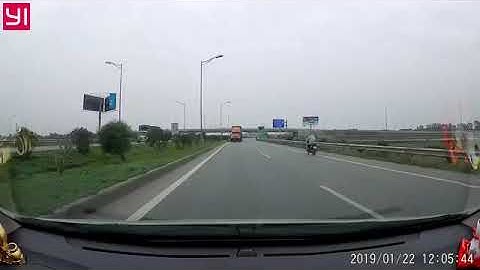 Container chạy ngược chiều trên cao tốc Hà Nội – Bắc Giang