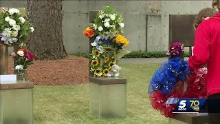 Families remember loved ones at Oklahoma National Memorial ceremony