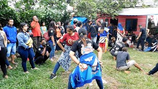 Download Lagu Singro singro pengantar 2 cewek ndungkar Ebeg Padepokan Surya Buana MP3