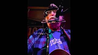 “SHE’S NOT THERE” (clip) — Driftwood Dave, Bar 101, Nov. 12, 2025.