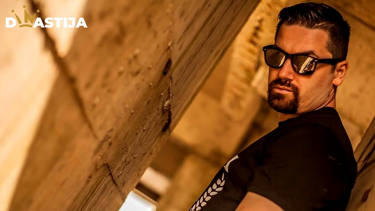 Deniro - Moras sebe da volis (ZAUVEK BOGATI )