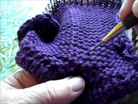 Counting knitted rows with the work on the loom
