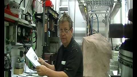 How To   Setting Valve Spring Pressure 1 of 2   Race Application