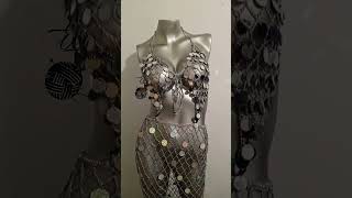 Vestido artesanal tejido a crochet en tono plateado #crochet #tejedoras #eliz_crochet