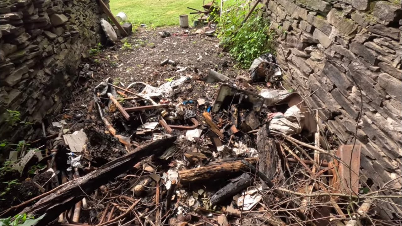 Junk everywhere! Super sad and lots of work. #junk #trash #disrepect 