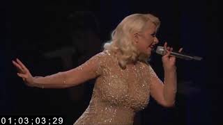 Christina Aguilera - Whitney Houston Hologram Performance (The Voice) chords