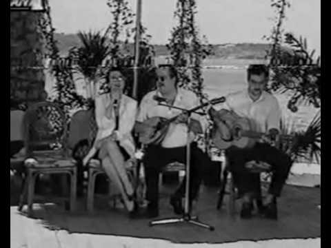 Χριστιάνα θέλω να πάψεις να γελάς θέλω να κλαις