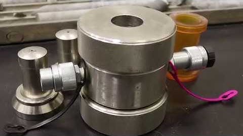 MinE 323-Triaxial Compression Test (Lab 5)