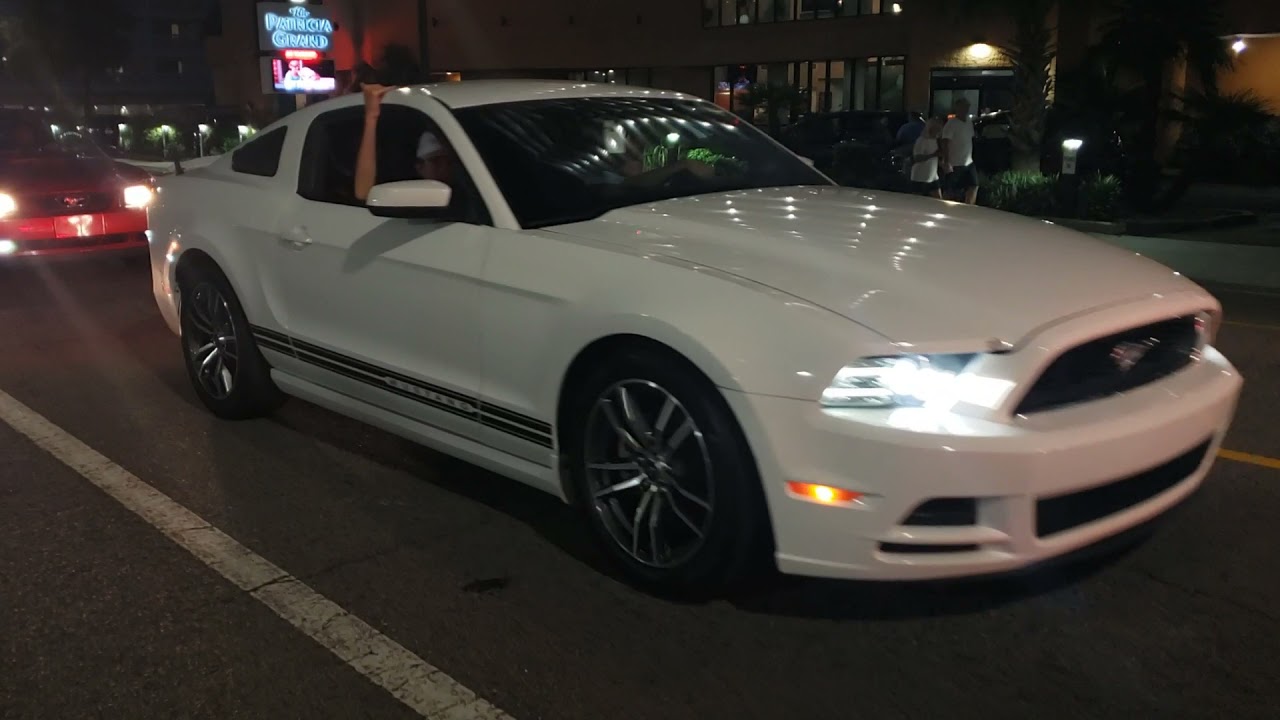 Mustang Week 2021 9/11 Tribute Parade 