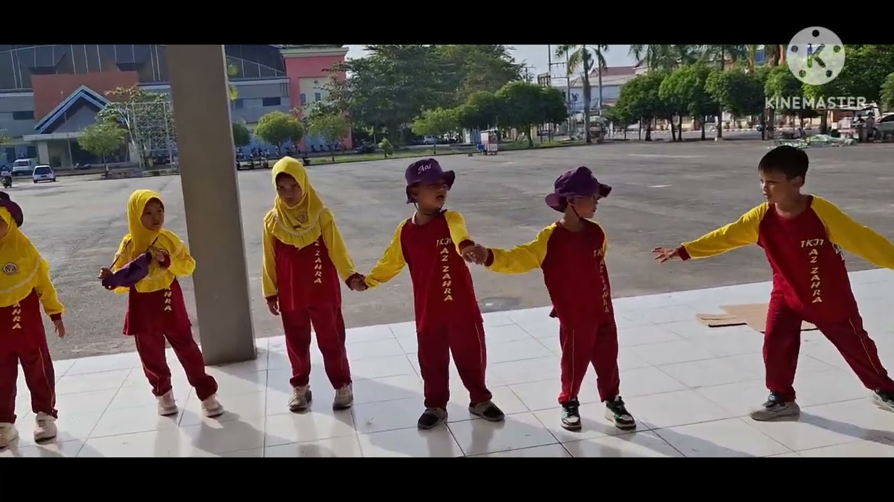 Bermain Bersam Ananda Az Zahro