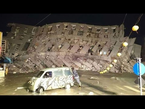 Видео: Мощное землетрясение в Тайване разрушило дома 2016