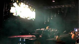 Tiesto - In The Dark @ DC Armory 2011 (HD) 1080