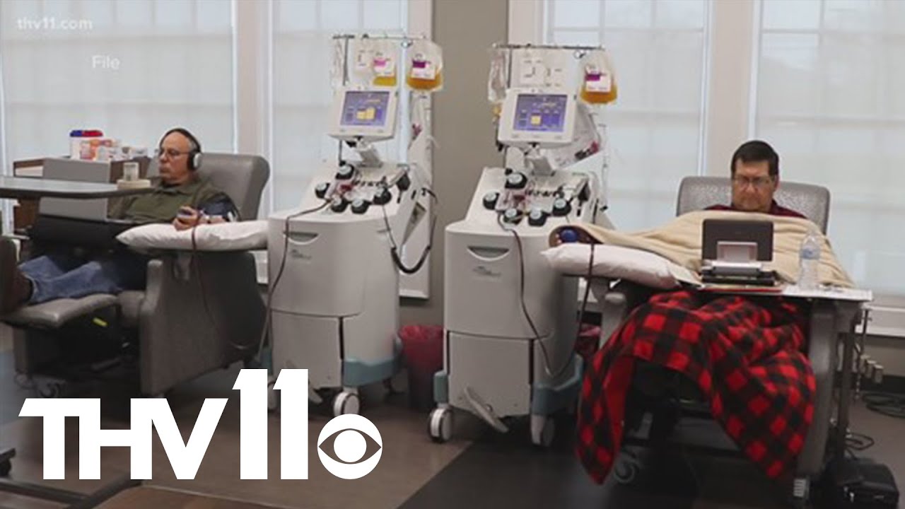 Can people with the COVID-19 vaccine give blood?