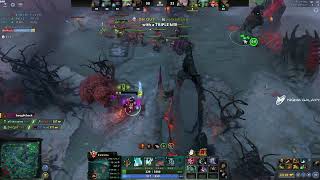 Attacker Kunkka makes Armlet Toggle look easy to do