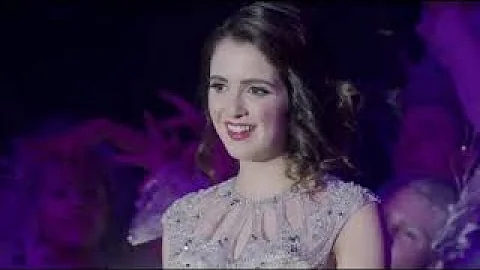 Everybody Loves Christmas | A Cinderella Story: Ch...