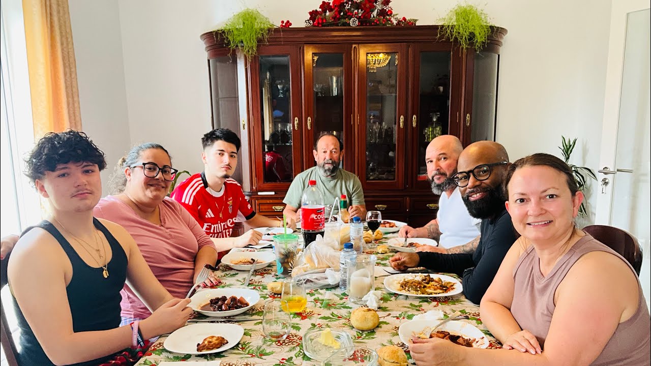 Almoço de Sábado em Família … Polvo Guisado com Batata Todos Gostaram até os Netos 😀